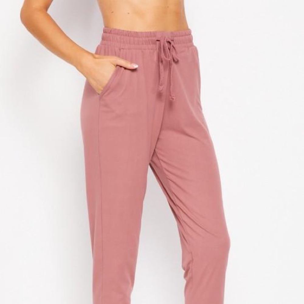 Super Soft Solid Jogger Pants With Pockets